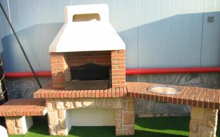 DIY brick grill + step-by-step instructions with photos
